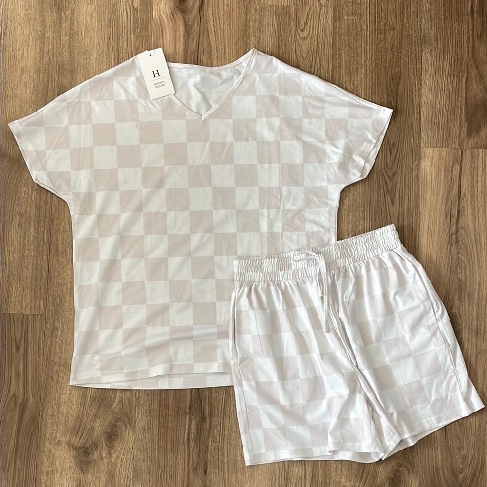 Women's Checkered Pajama Set - White & Cream